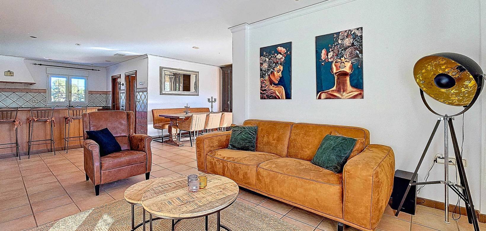 Venta - Chalet - Monovar