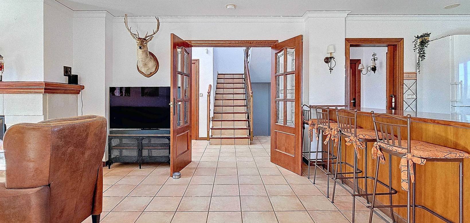 Venta - Chalet - Monovar