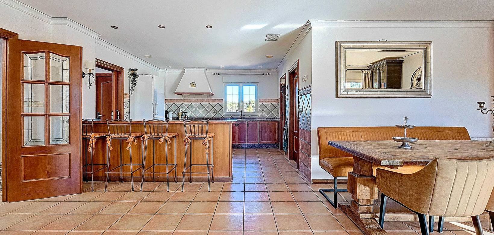 Venta - Chalet - Monovar