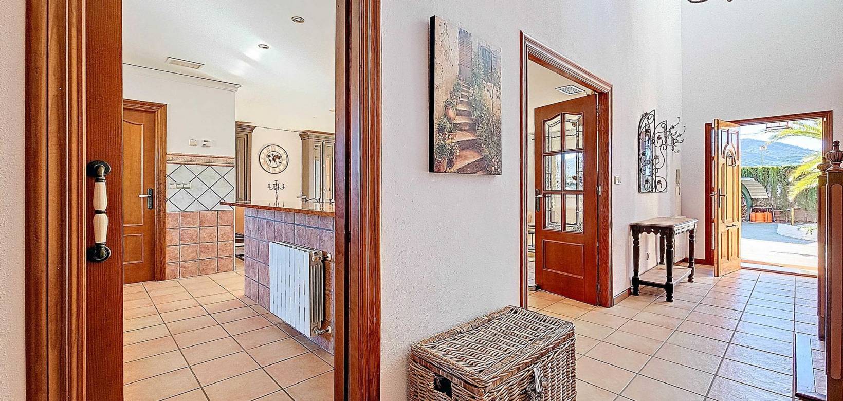 Venta - Chalet - Monovar