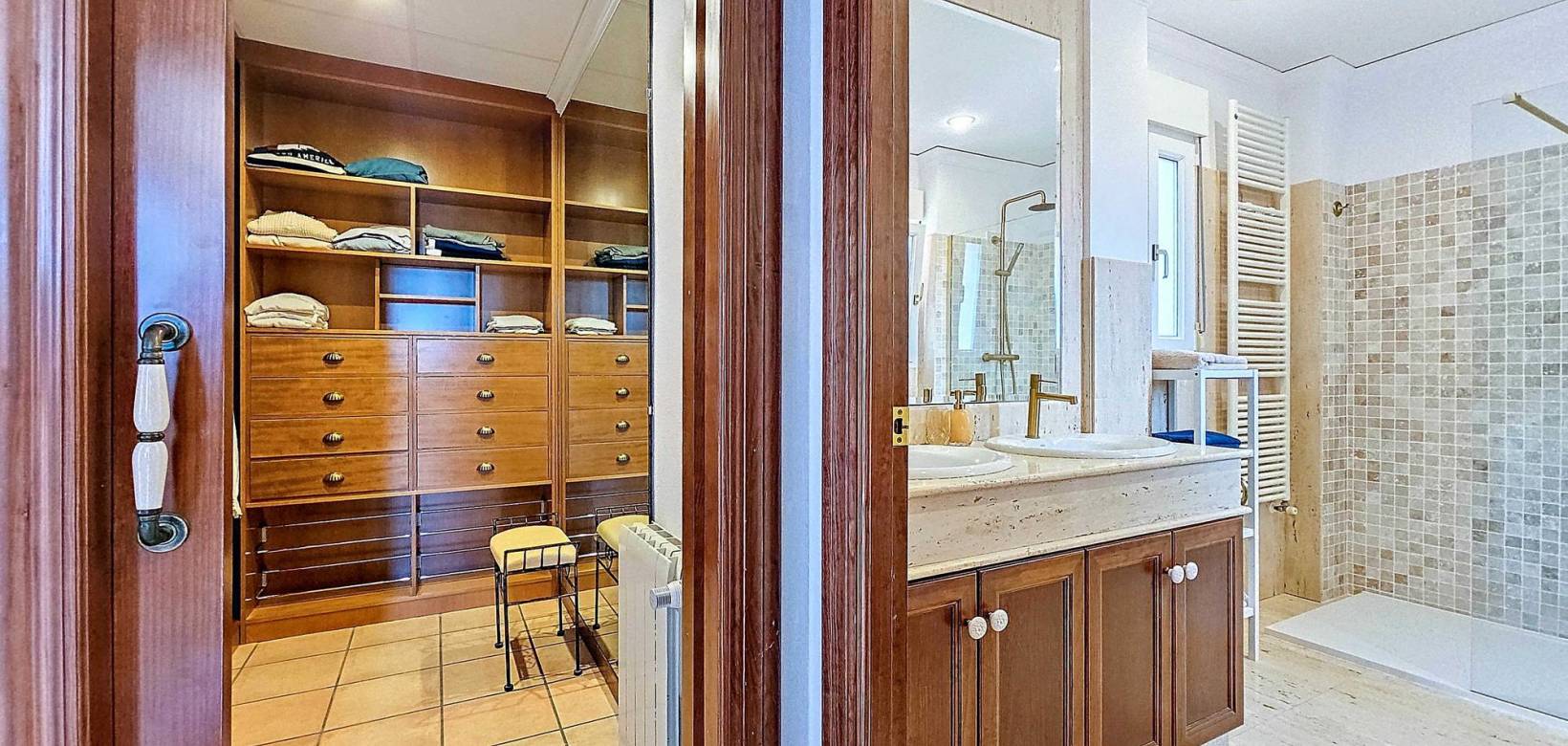 Venta - Chalet - Monovar