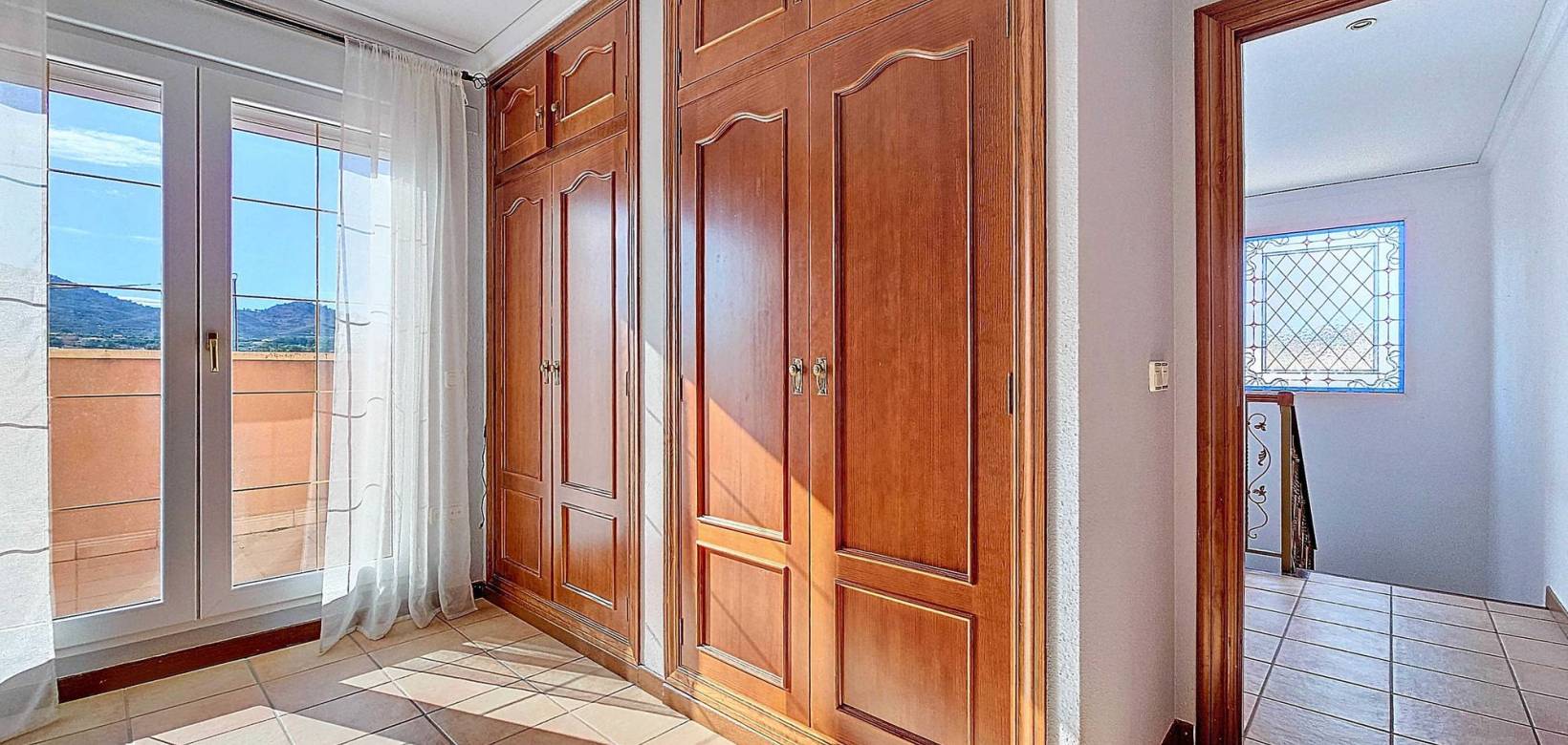 Venta - Chalet - Monovar