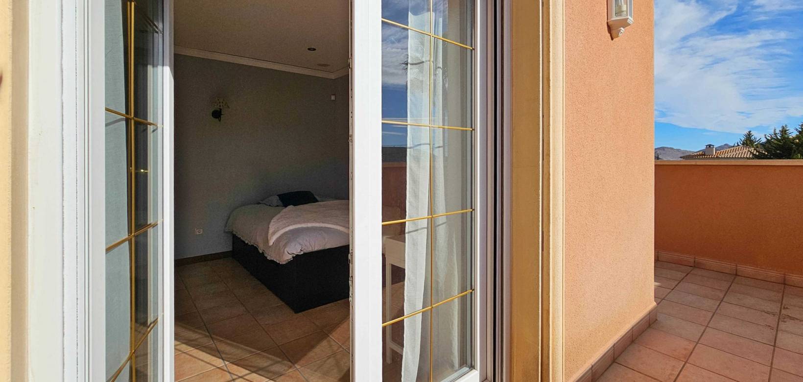 Venta - Chalet - Monovar