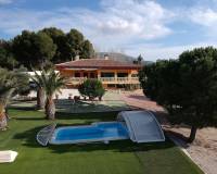 Venta - Chalet - Petrer