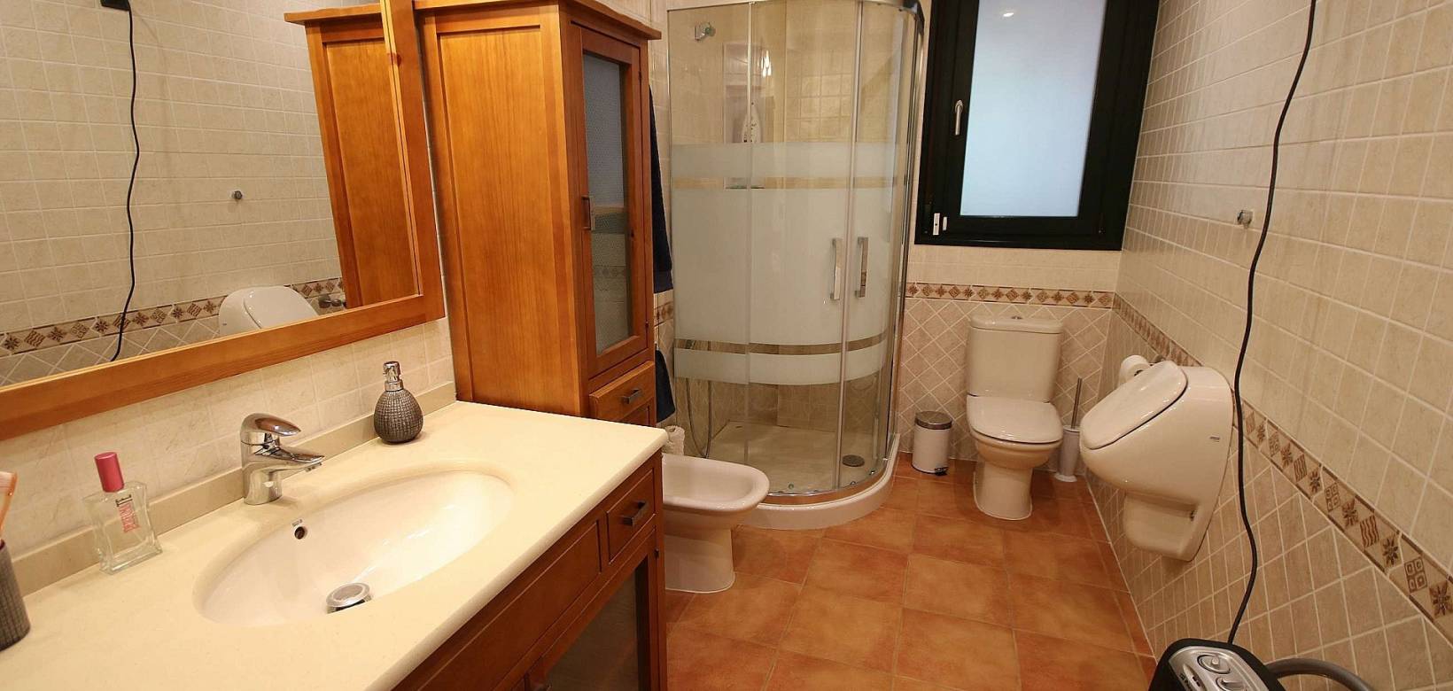 Venta - Chalet - Petrer