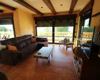 Venta - Chalet - Petrer