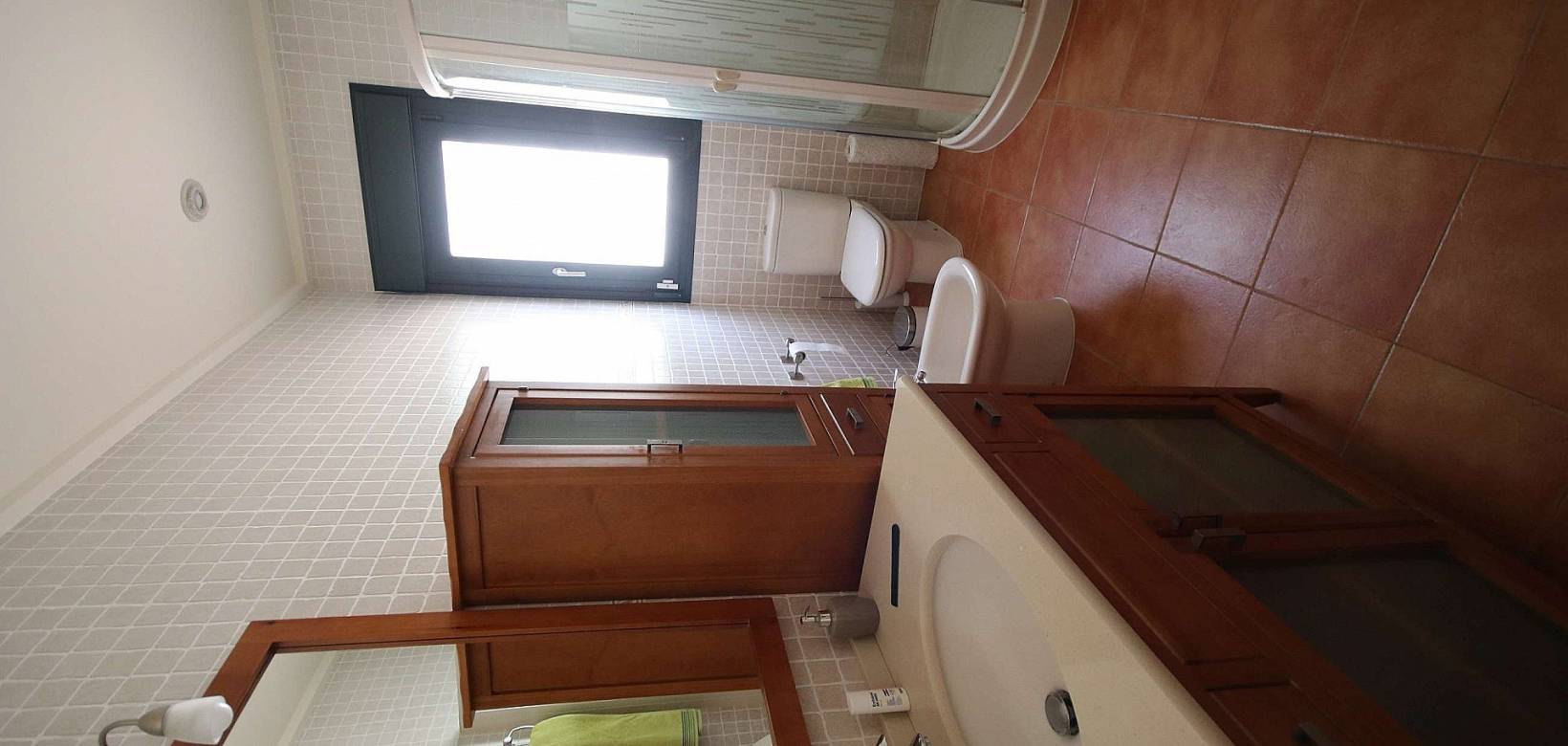 Venta - Chalet - Petrer