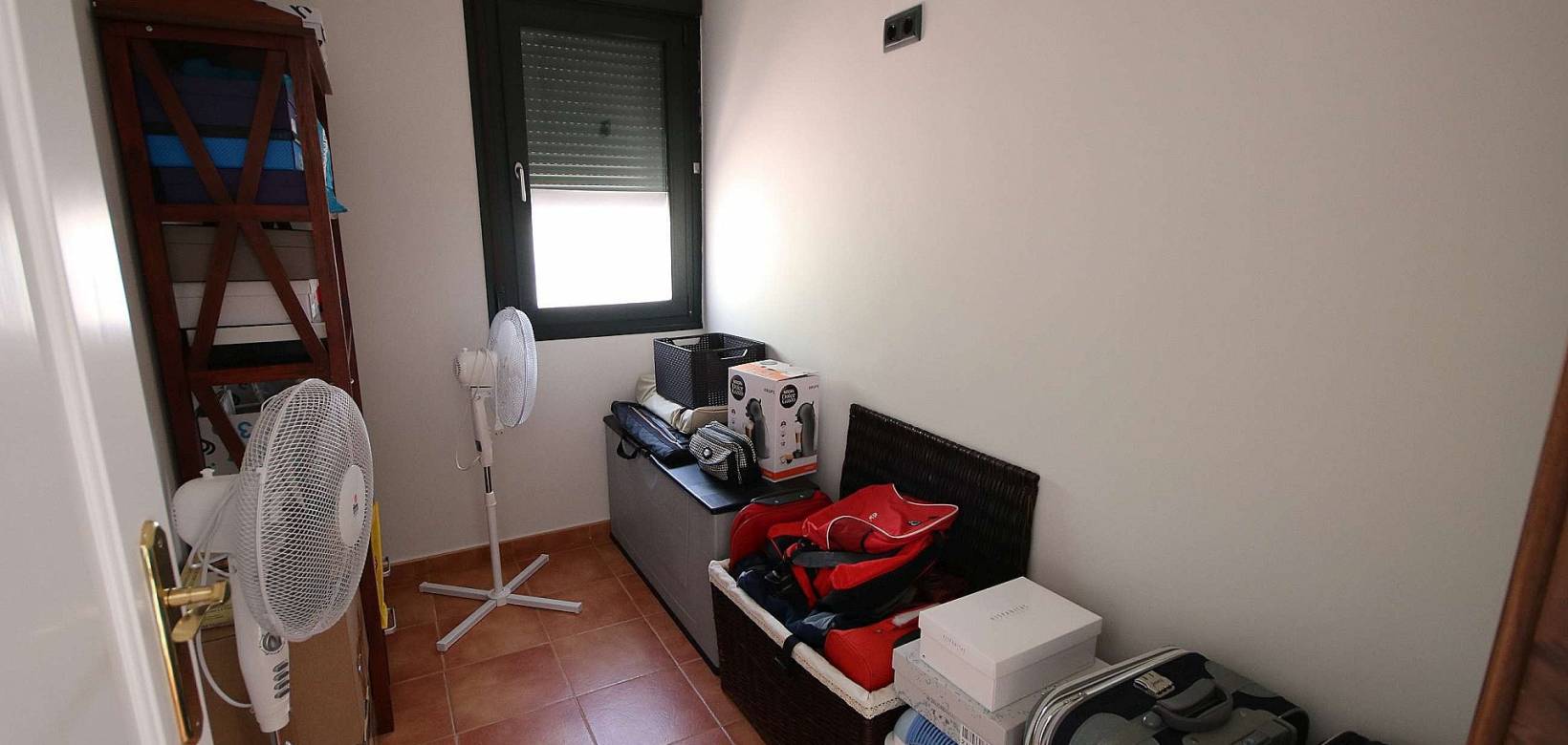 Venta - Chalet - Petrer