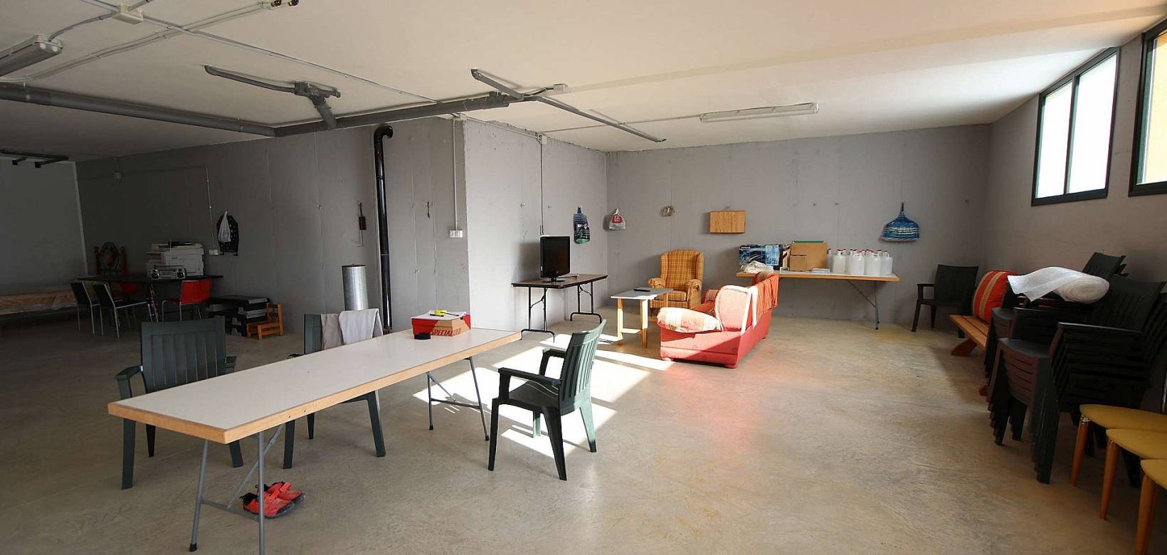 Venta - Chalet - Petrer