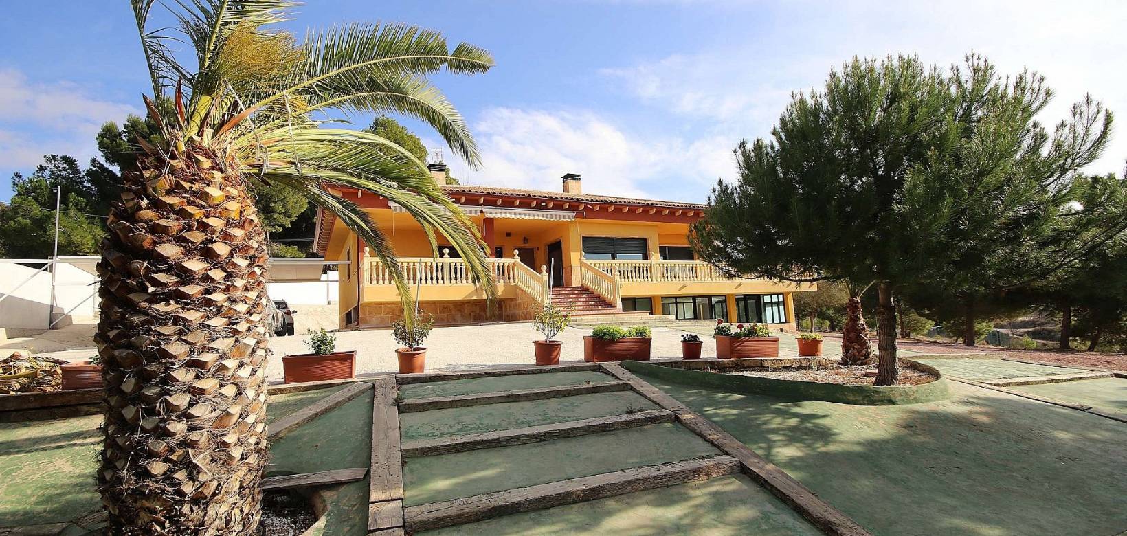 Venta - Chalet - Petrer