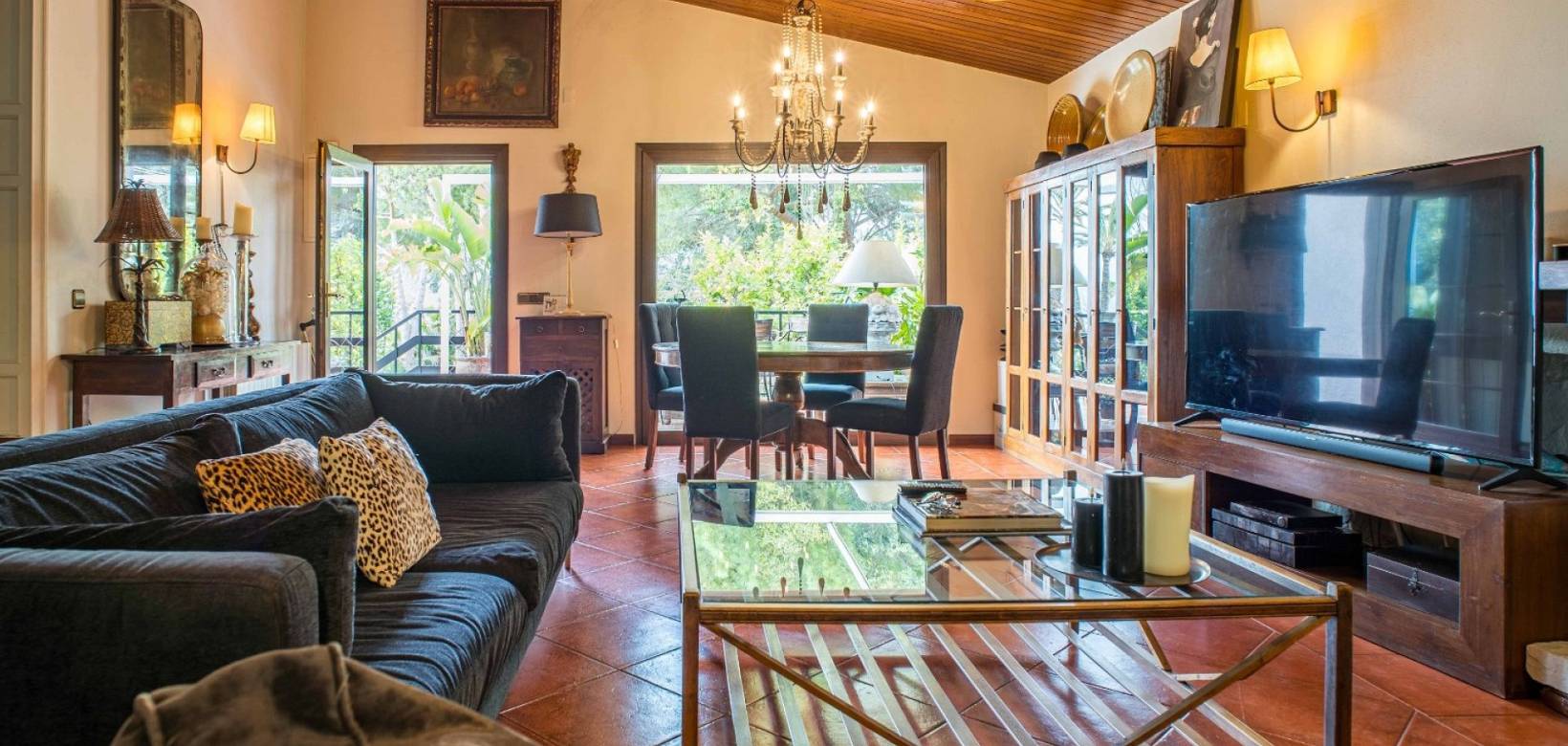 Venta - Chalet - Petrer