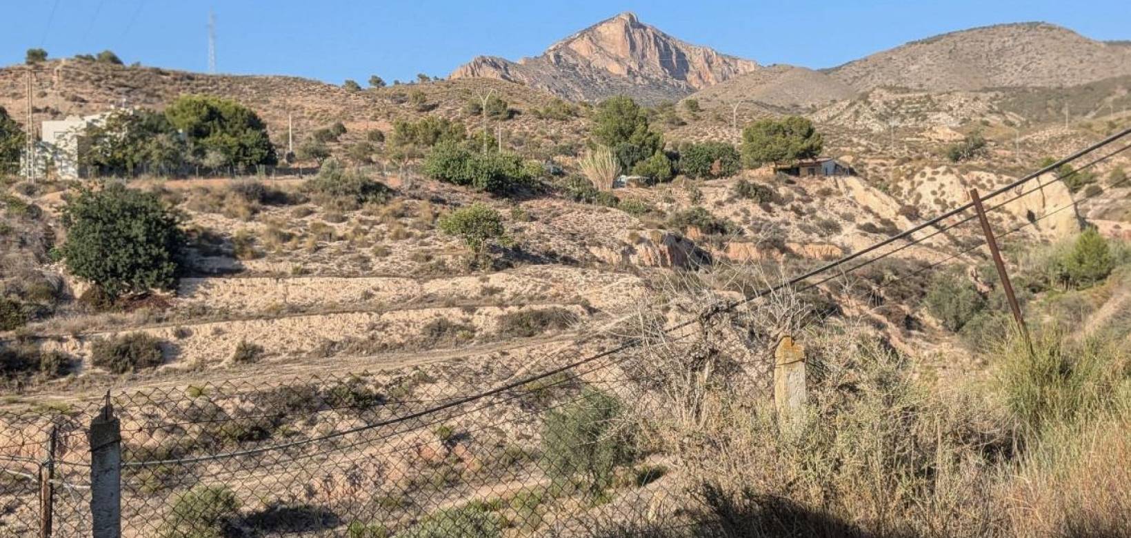 Venta - Chalet - Petrer