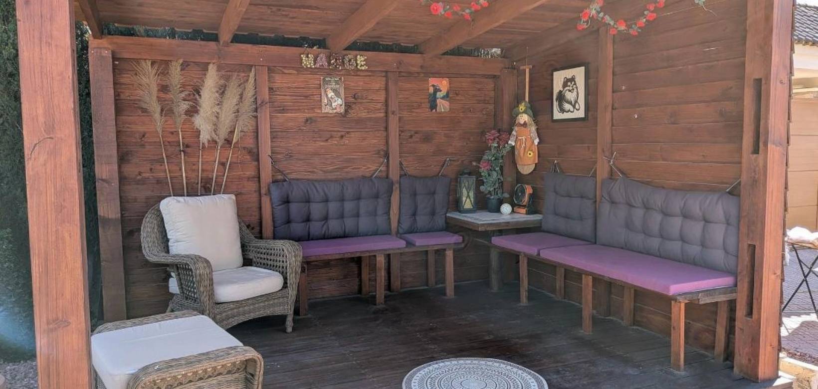 Venta - Chalet - Petrer