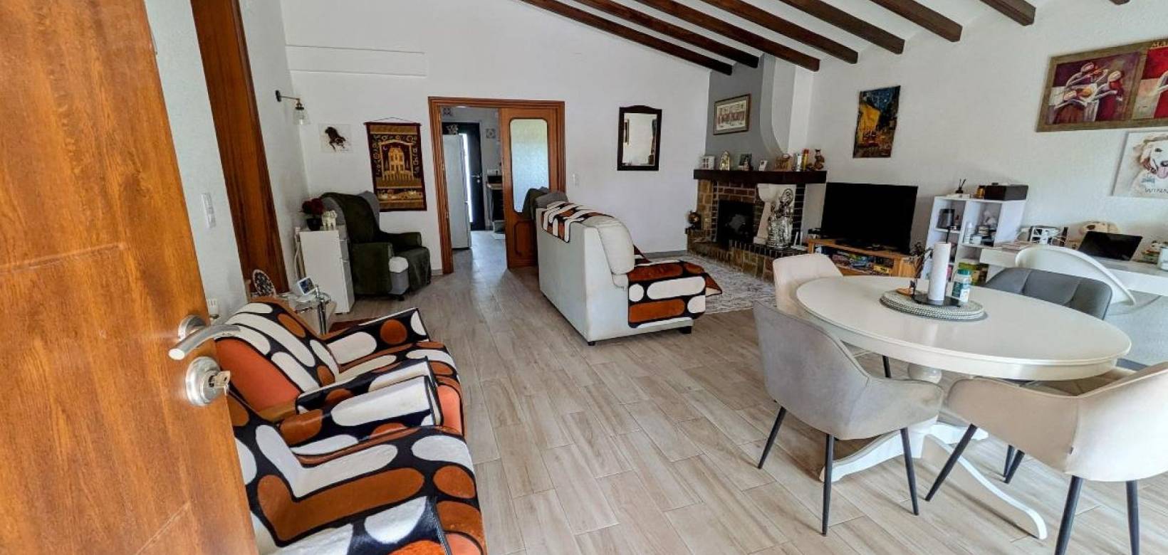 Venta - Chalet - Petrer