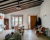 Venta - Chalet - Petrer