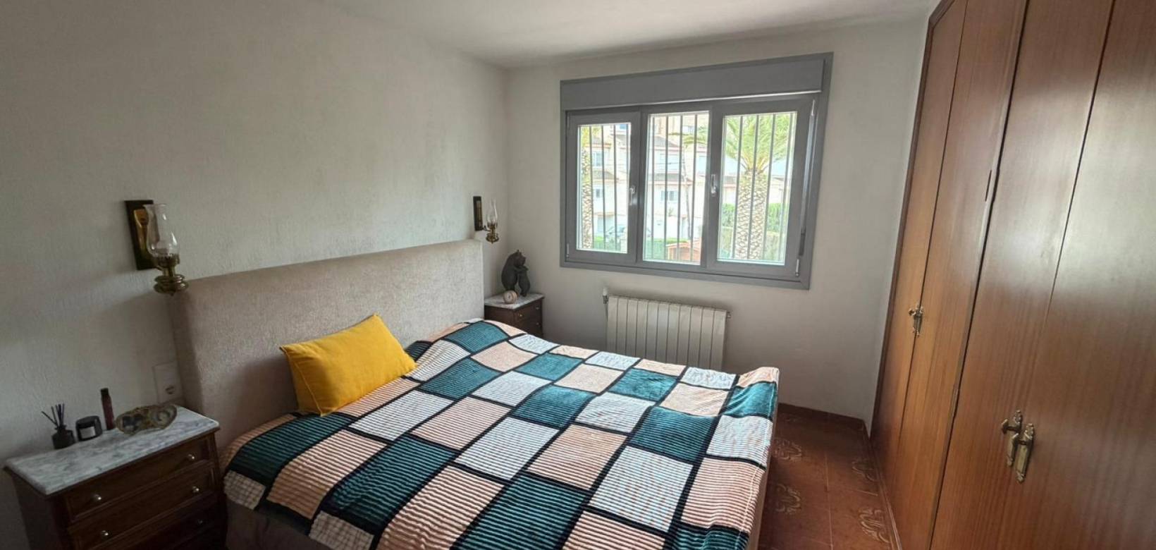 Venta - Chalet - Petrer
