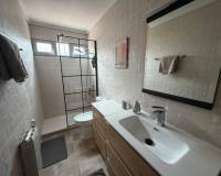 Venta - Chalet - Petrer