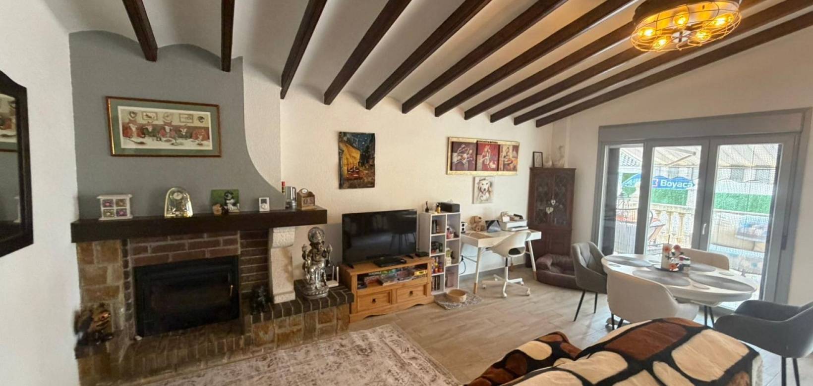 Venta - Chalet - Petrer