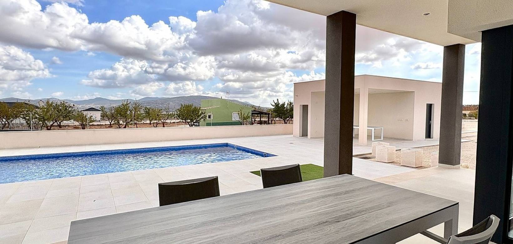 Venta - Chalet - Pinoso