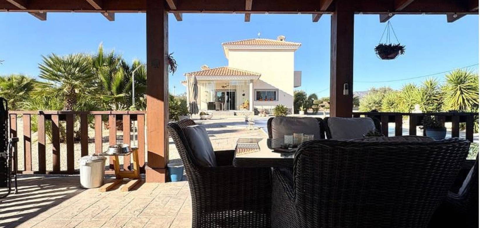 Venta - Chalet - Pinoso