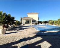 Venta - Chalet - Pinoso