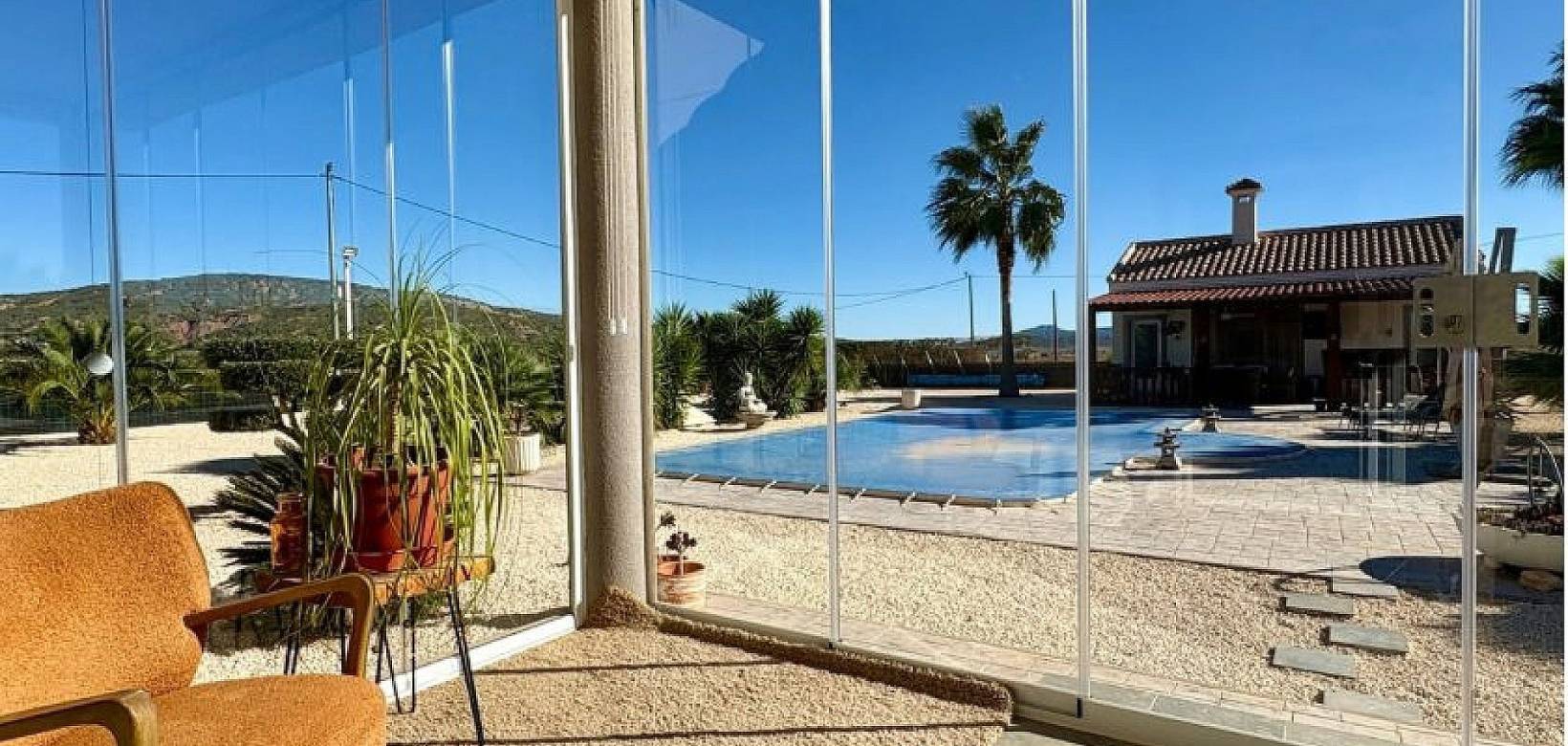 Venta - Chalet - Pinoso