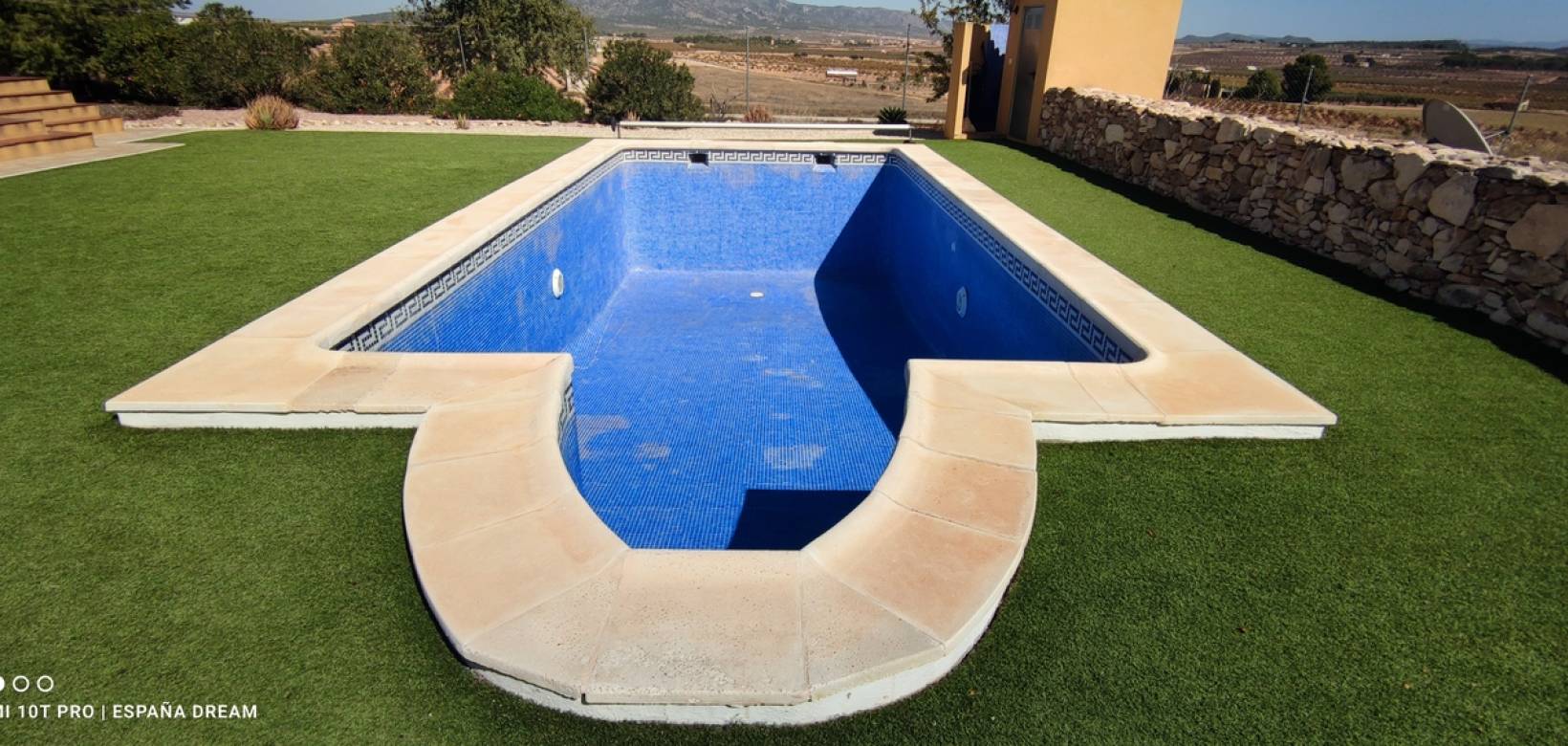 Venta - Chalet - Pinoso