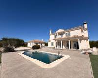 Venta - Chalet - Pinoso