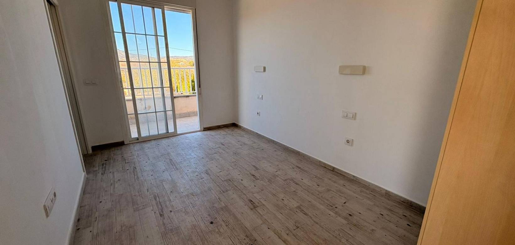 Venta - Chalet - Pinoso