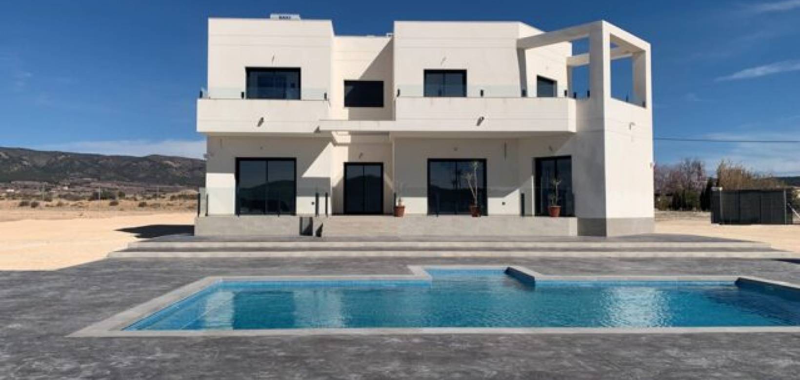 Venta - Chalet - Pinoso