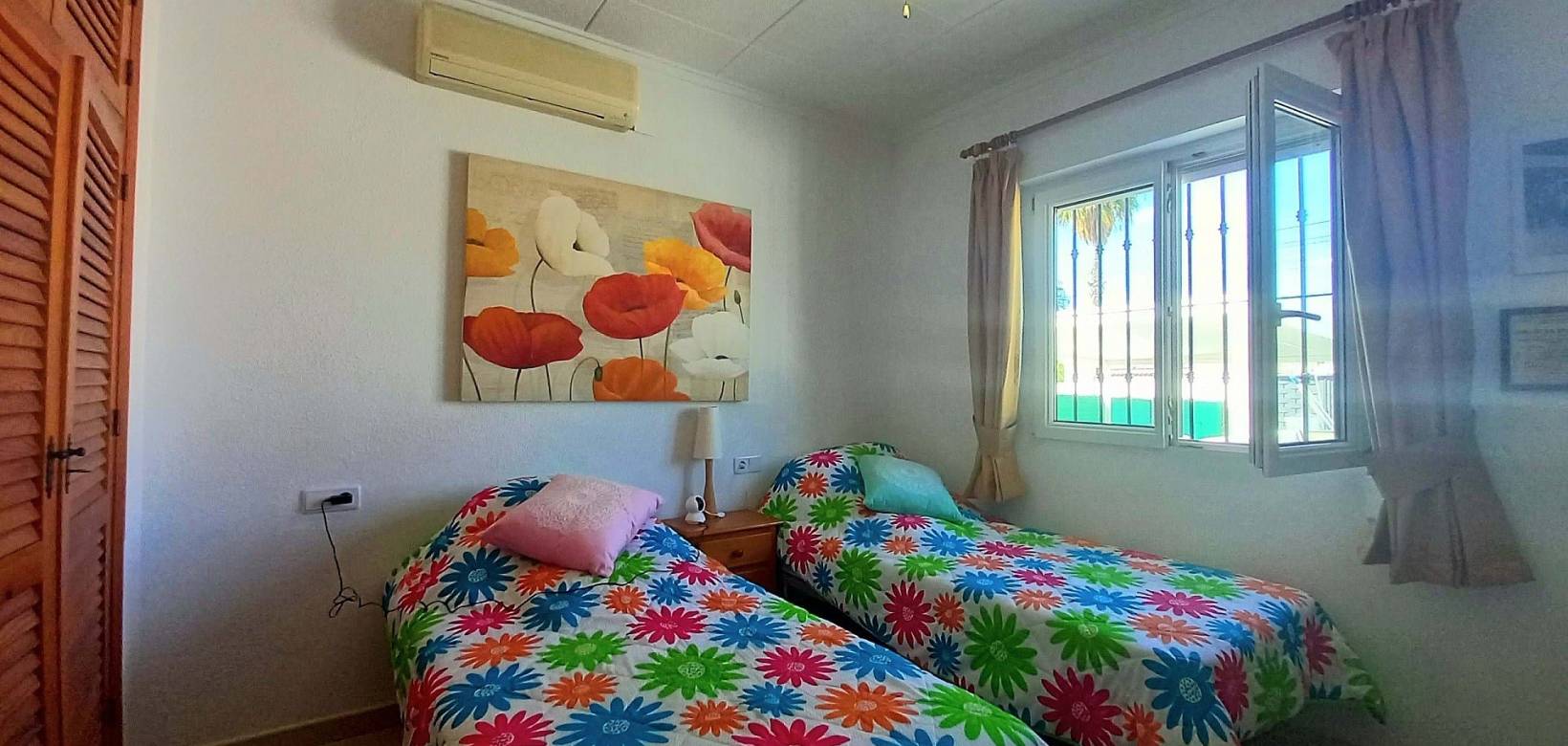 Venta - Chalet - Torrevieja