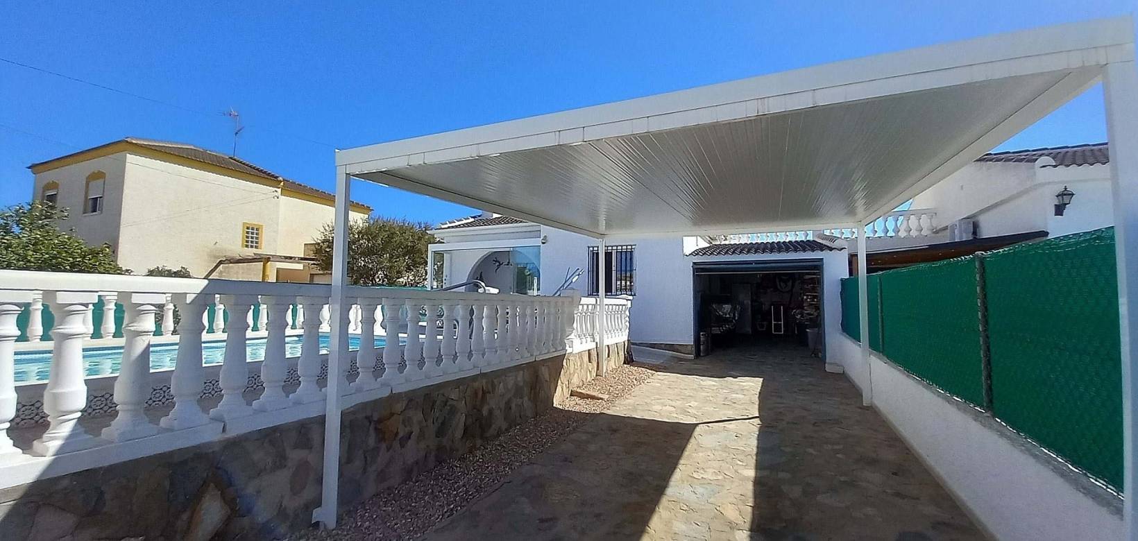 Venta - Chalet - Torrevieja