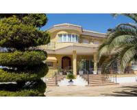 Venta - Chalet - Yecla