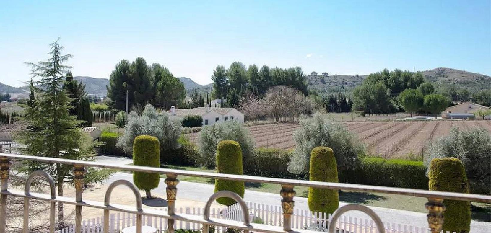 Venta - Chalet - Yecla