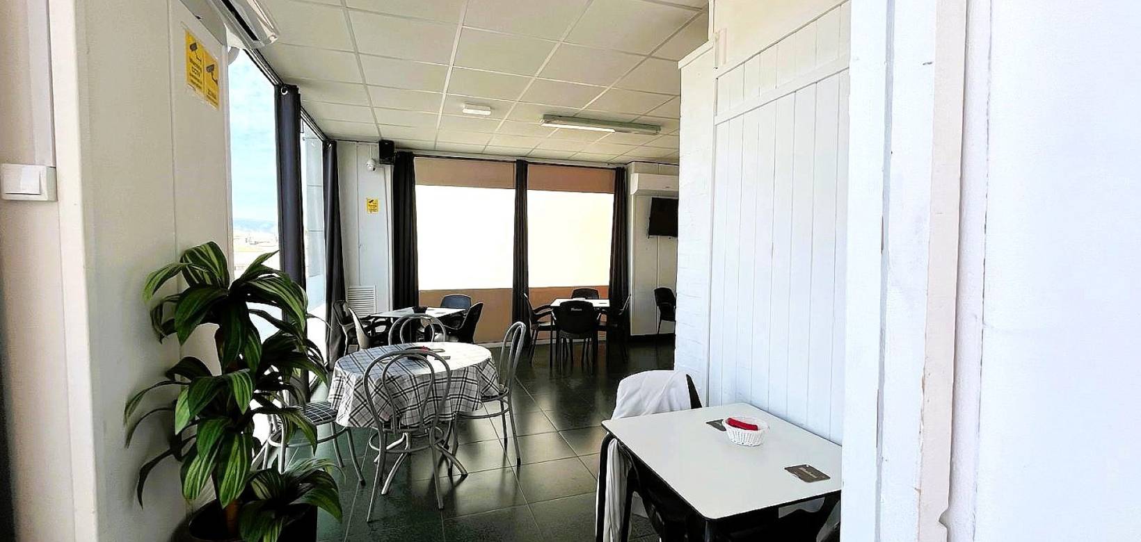 Venta - Comercial - Castalla