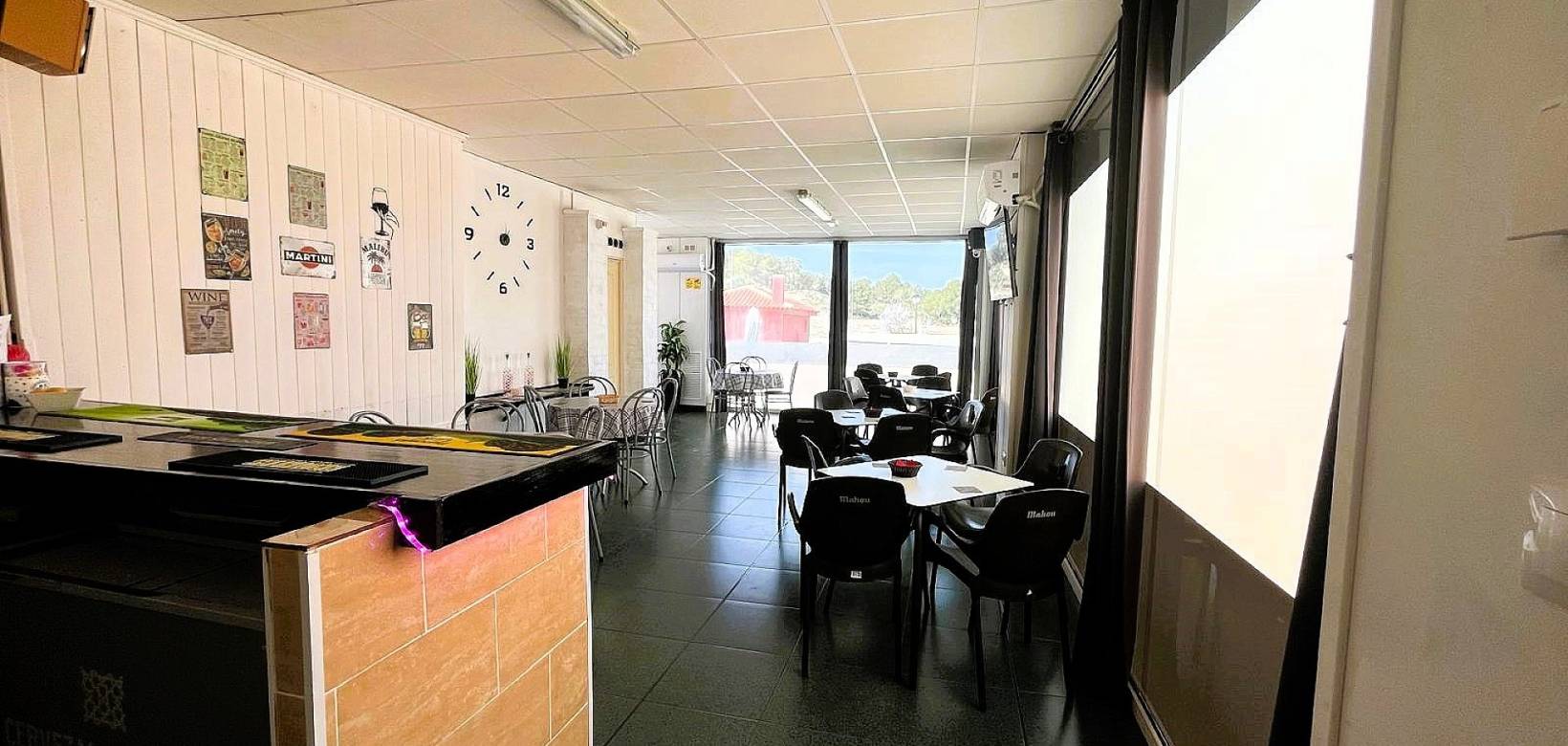 Venta - Comercial - Castalla