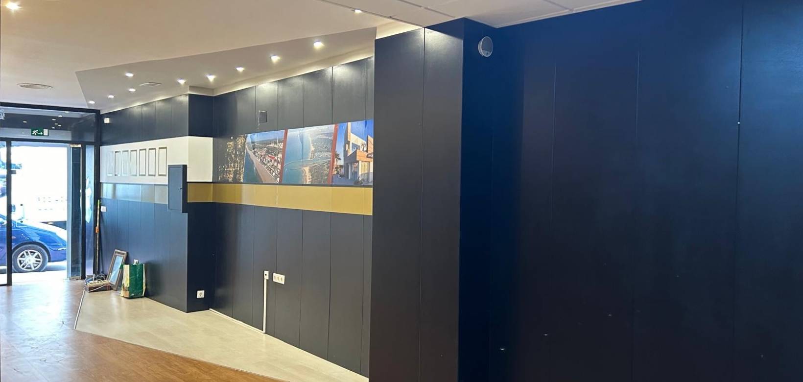 Venta - Comercial - Guardamar del Segura - Guardamar Center