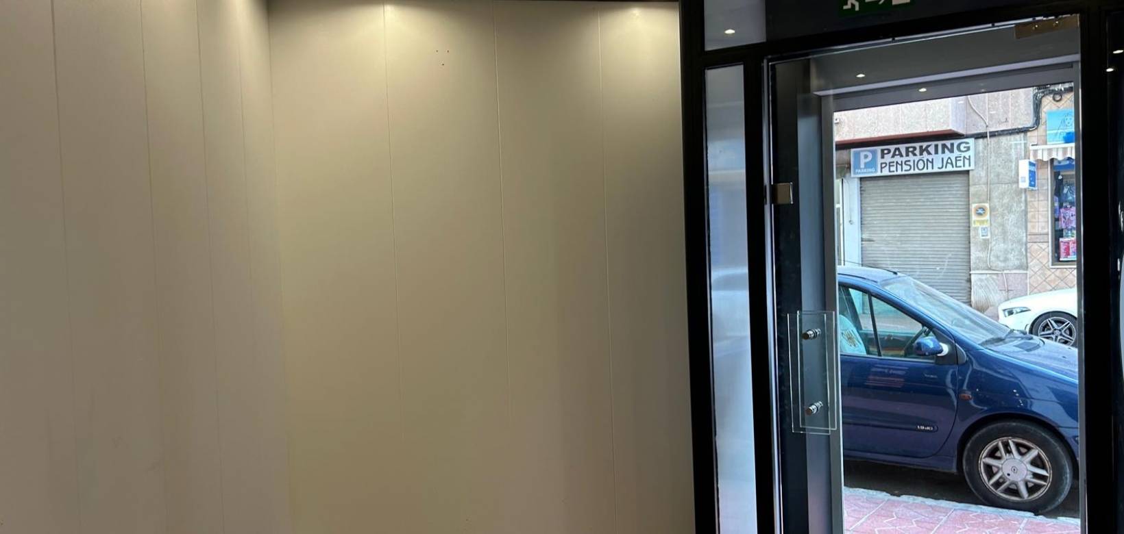 Venta - Comercial - Guardamar del Segura - Guardamar Center