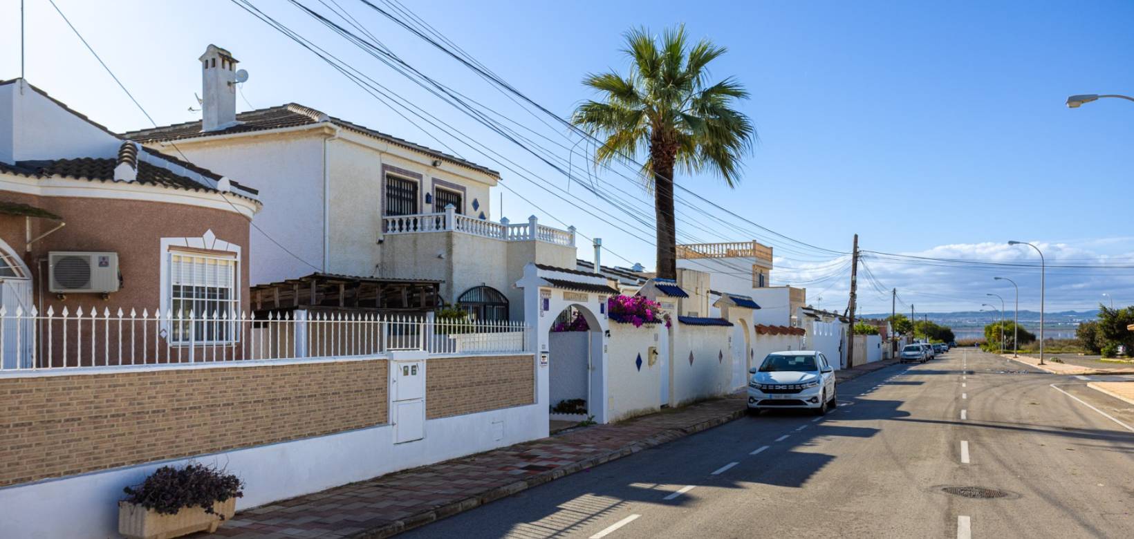 Venta - Detached villa - Torrevieja - Urbanización San Luis