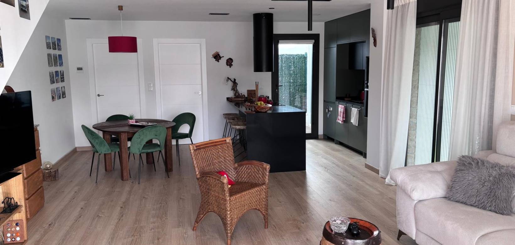 Venta - Semi Detached Villa - Los Montesinos - La Herada