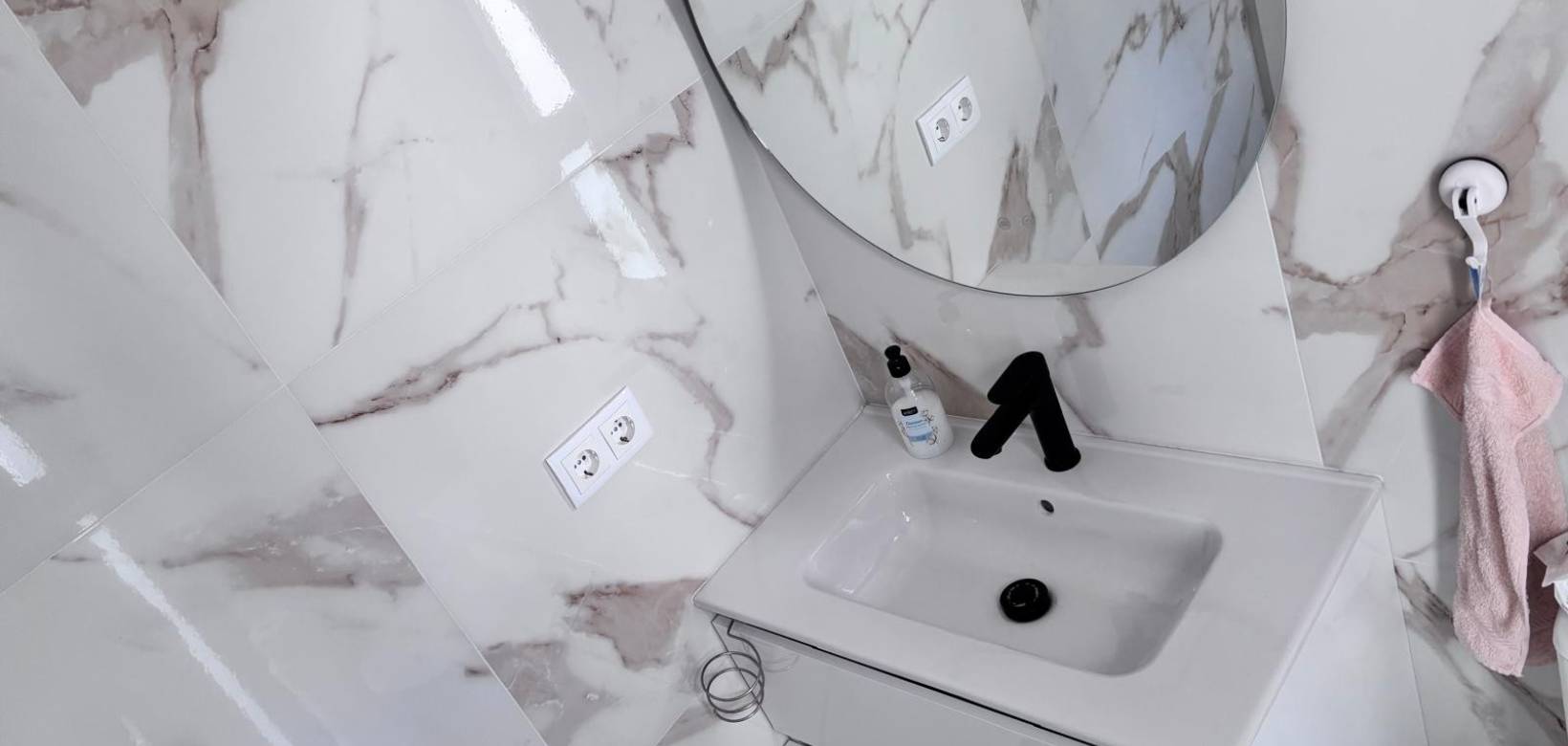 Venta - Semi Detached Villa - Los Montesinos - La Herada