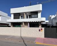 Venta - Semi Detached Villa - Los Montesinos - La Herada