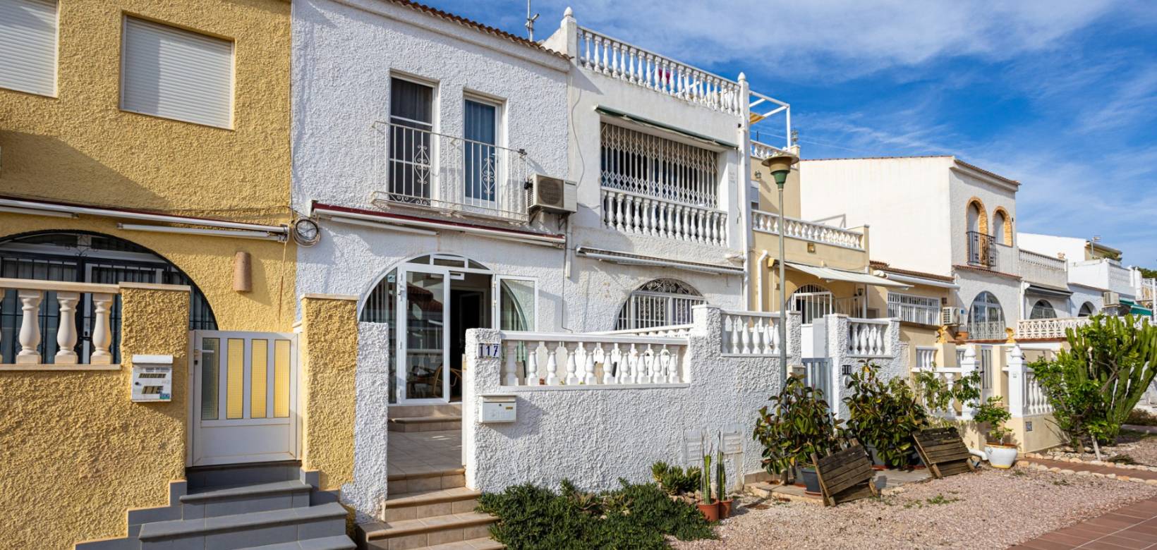 Venta - Terraced house / Townhouse - Torrevieja - La Siesta