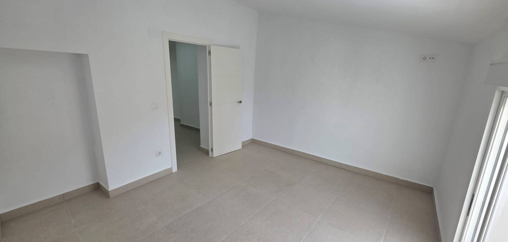 Venta - Townhouse - Pinoso - El Pinós / Pinoso