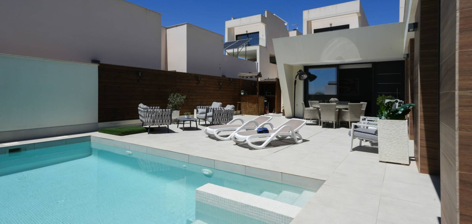 Venta - Villa - Benijofar