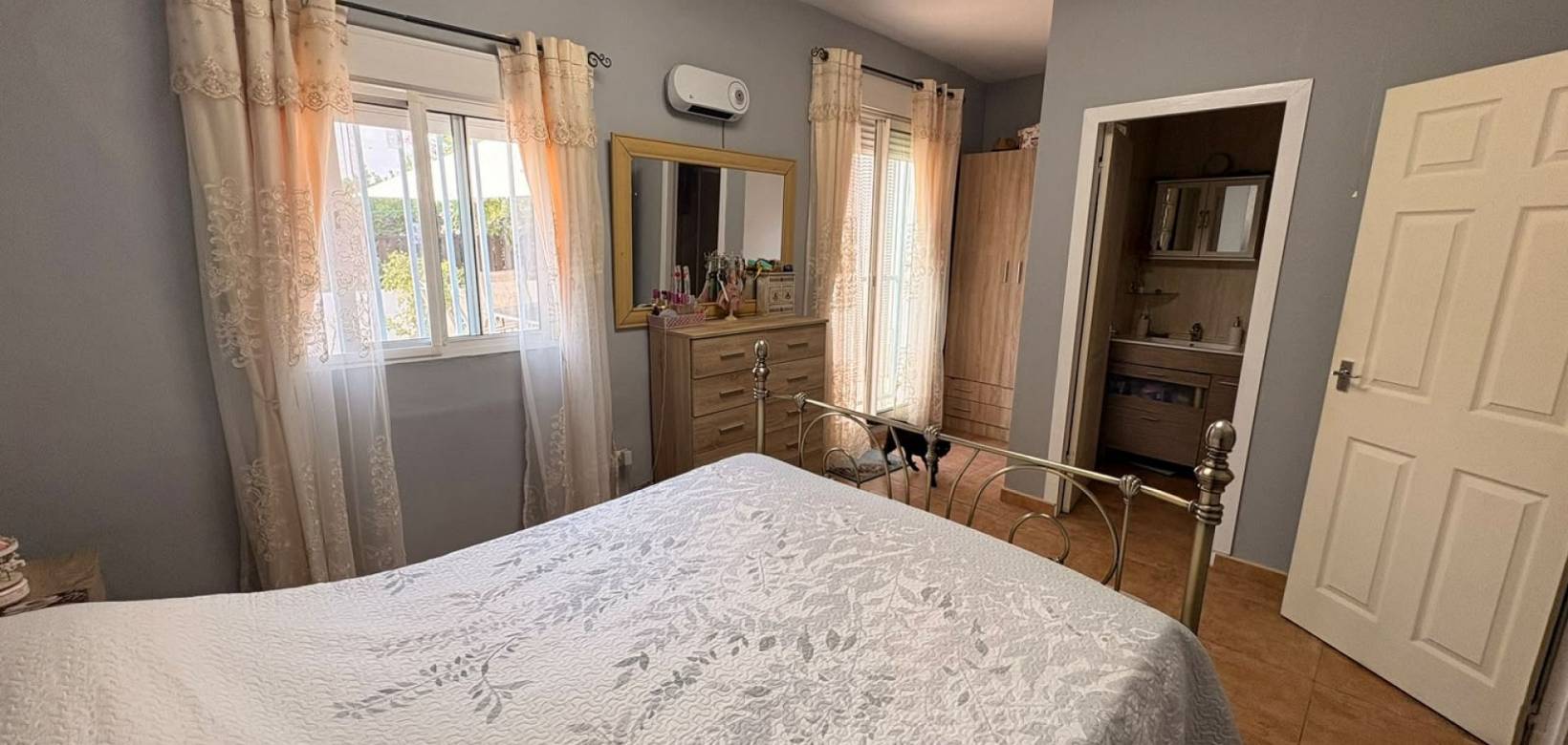 Venta - Villa - Caudete