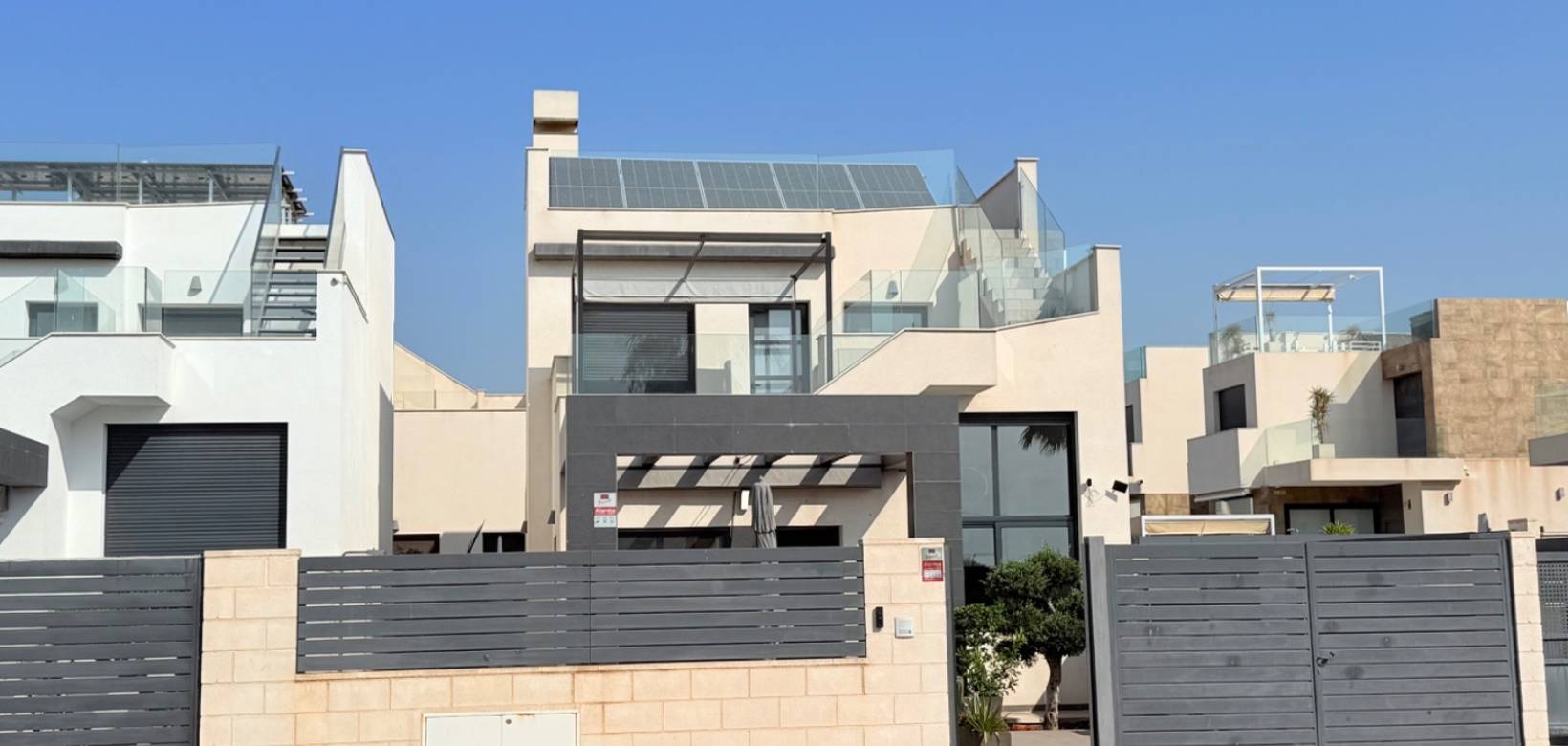 Venta - Villa - Ciudad Quesada - Pueblo Bravo
