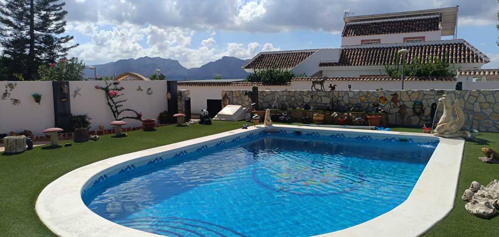 Venta - Villa - Fortuna - El Reloj