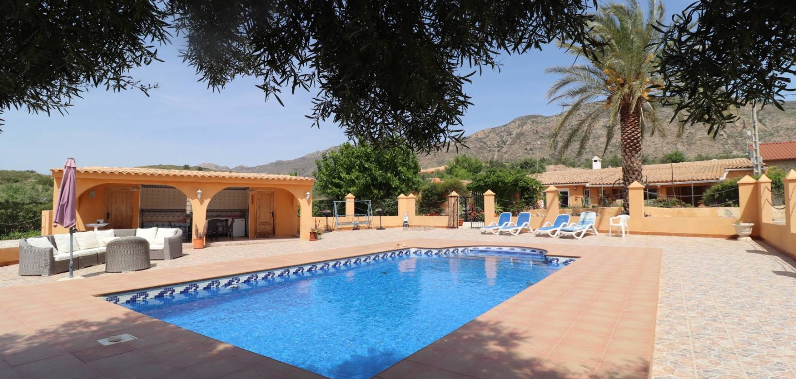 Venta - Villa - Hondón de las Nieves - La Canalosa