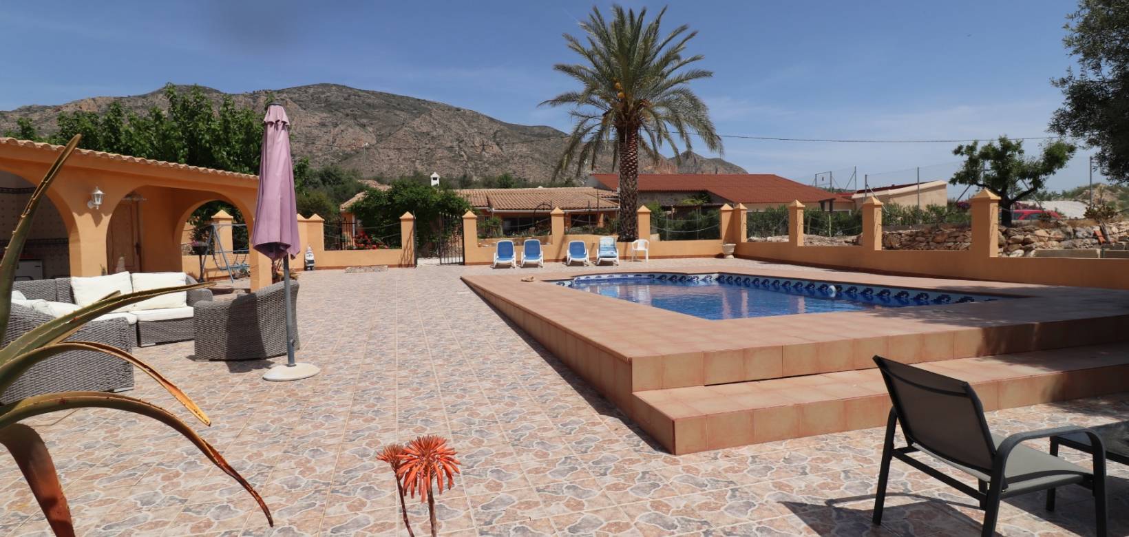 Venta - Villa - Hondón de las Nieves - La Canalosa